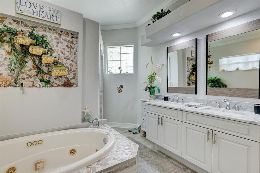 Недавно продано: $1,275,000 (3 спален, 3 ванн, 2462 Квадратных фут)