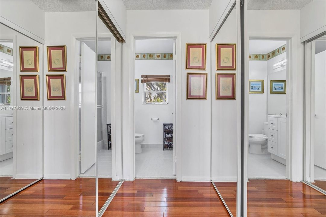 Recently Sold: $538,500 (3 beds, 2 baths, 1456 Square Feet)