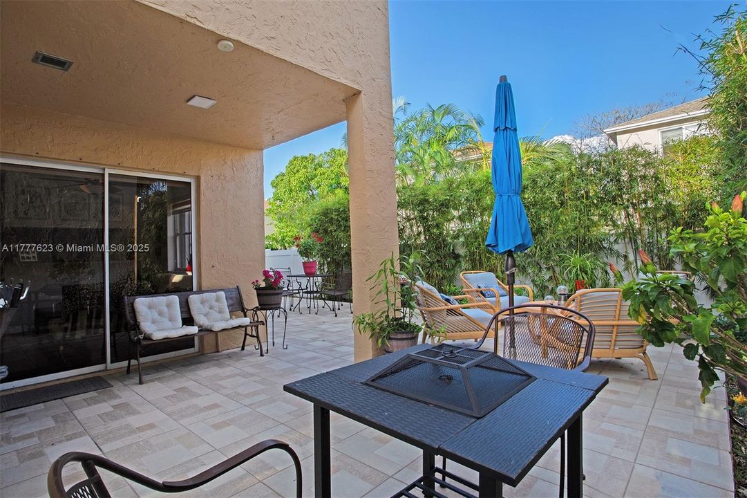 Recently Sold: $538,500 (3 beds, 2 baths, 1456 Square Feet)