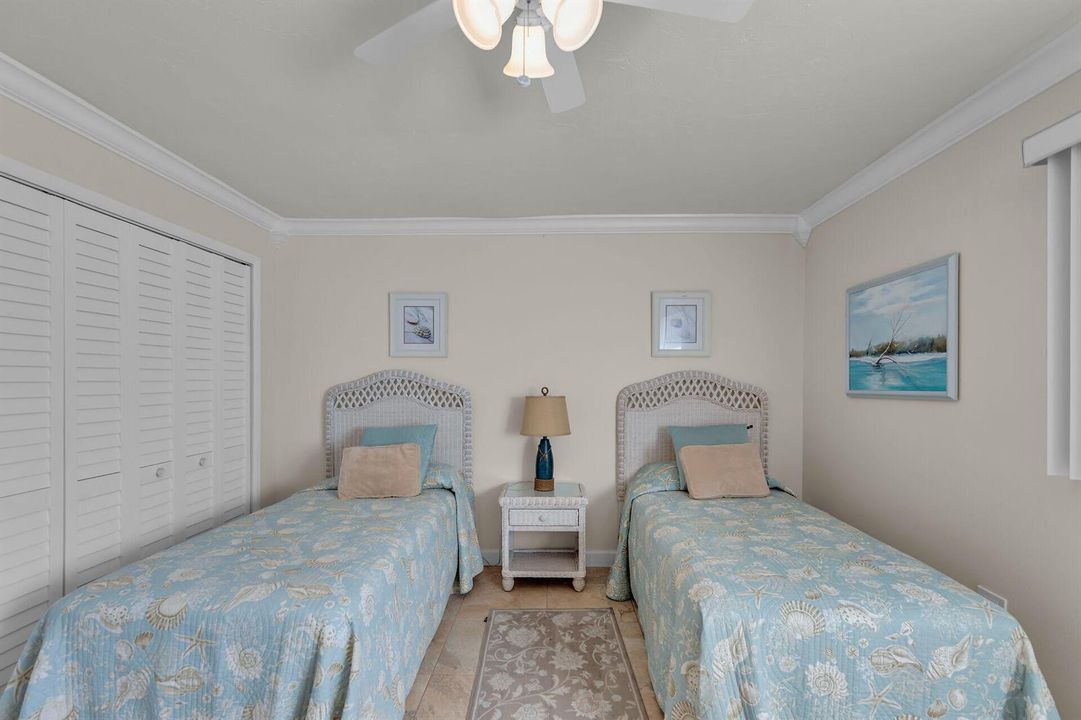 601 W Ocean Unit 203