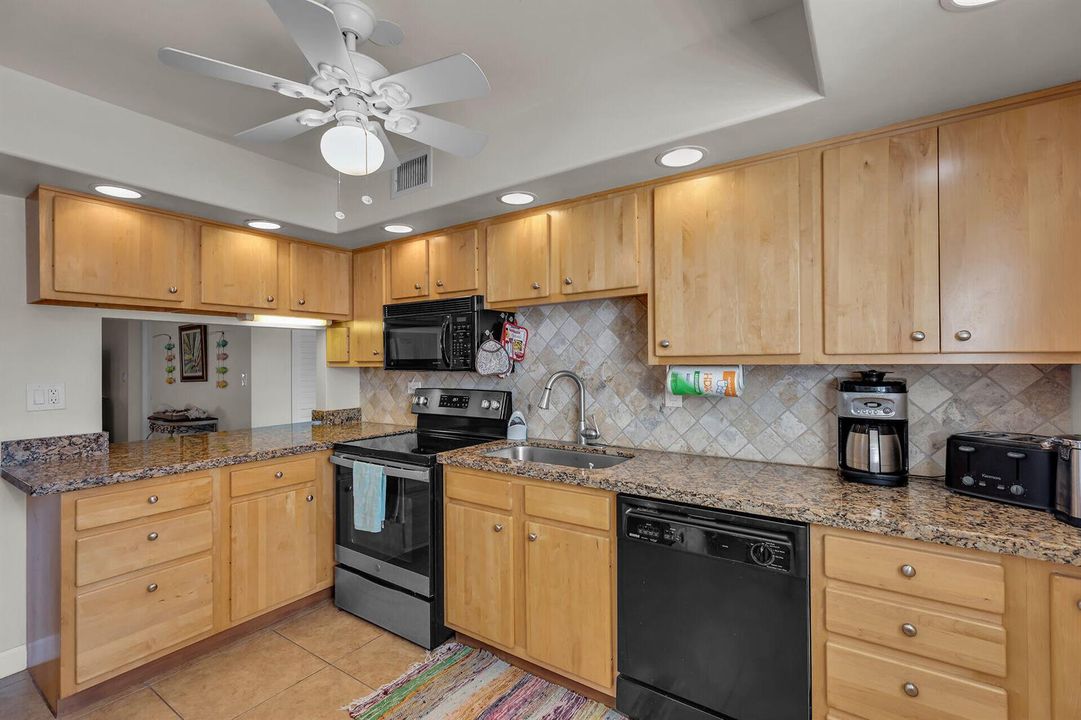 601 W Ocean Unit 203