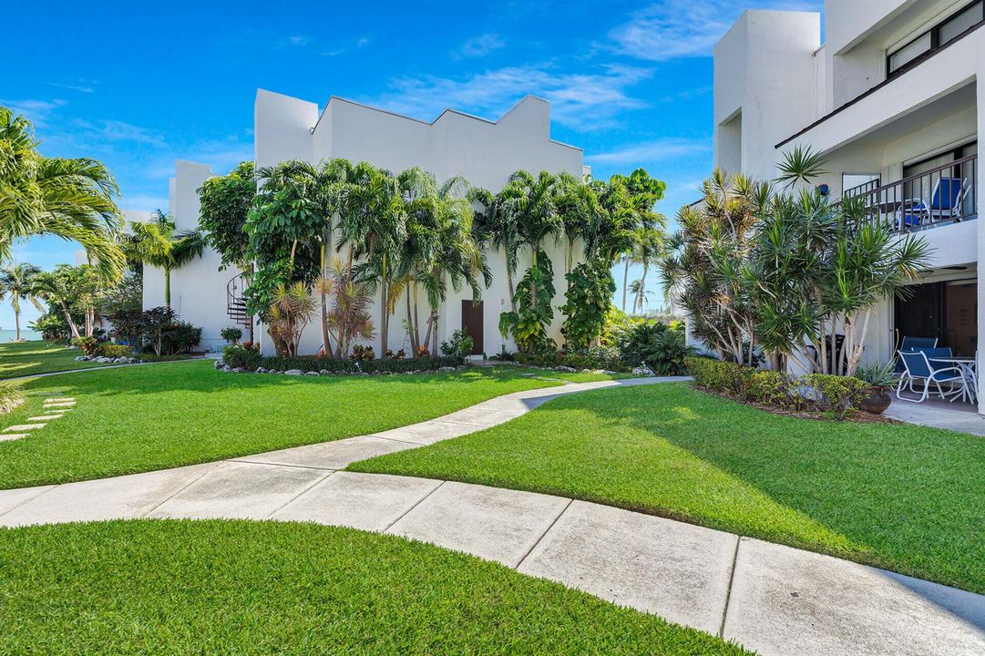601 W Ocean Unit 203