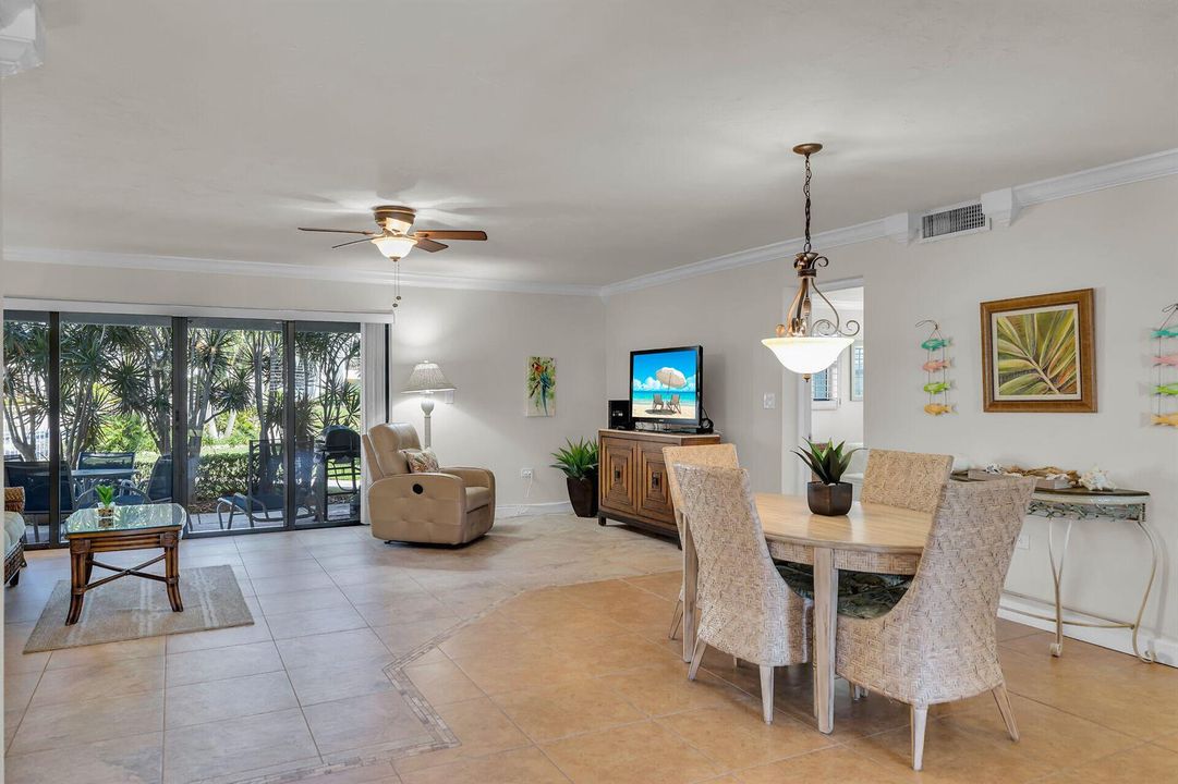601 W Ocean Unit 203