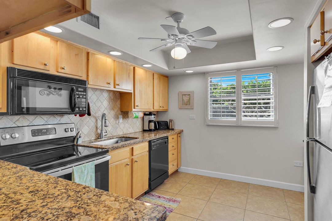 601 W Ocean Unit 203