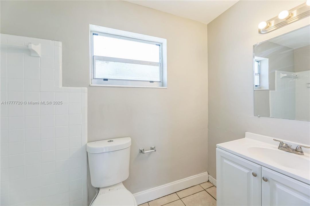 Недавно продано: $454,000 (3 спален, 2 ванн, 1536 Квадратных фут)