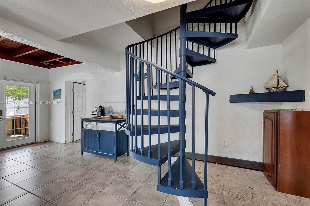 Recently Sold: $1,099,000 (3 beds, 3 baths, 2380 Square Feet)