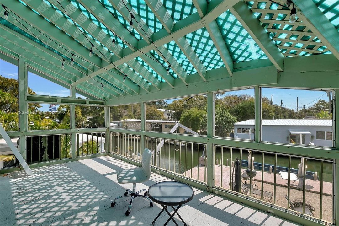 Recently Sold: $1,099,000 (3 beds, 3 baths, 2380 Square Feet)