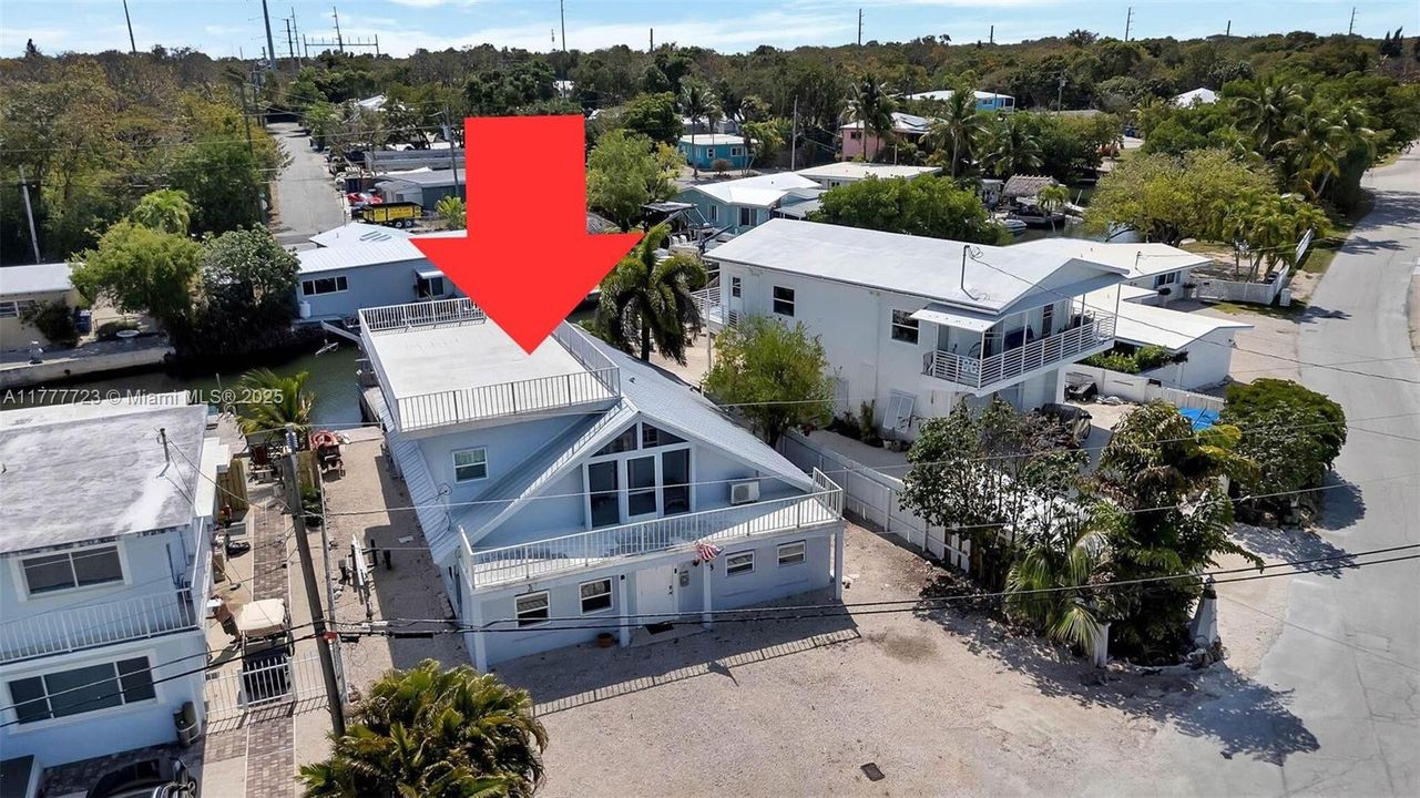 Recently Sold: $1,099,000 (3 beds, 3 baths, 2380 Square Feet)