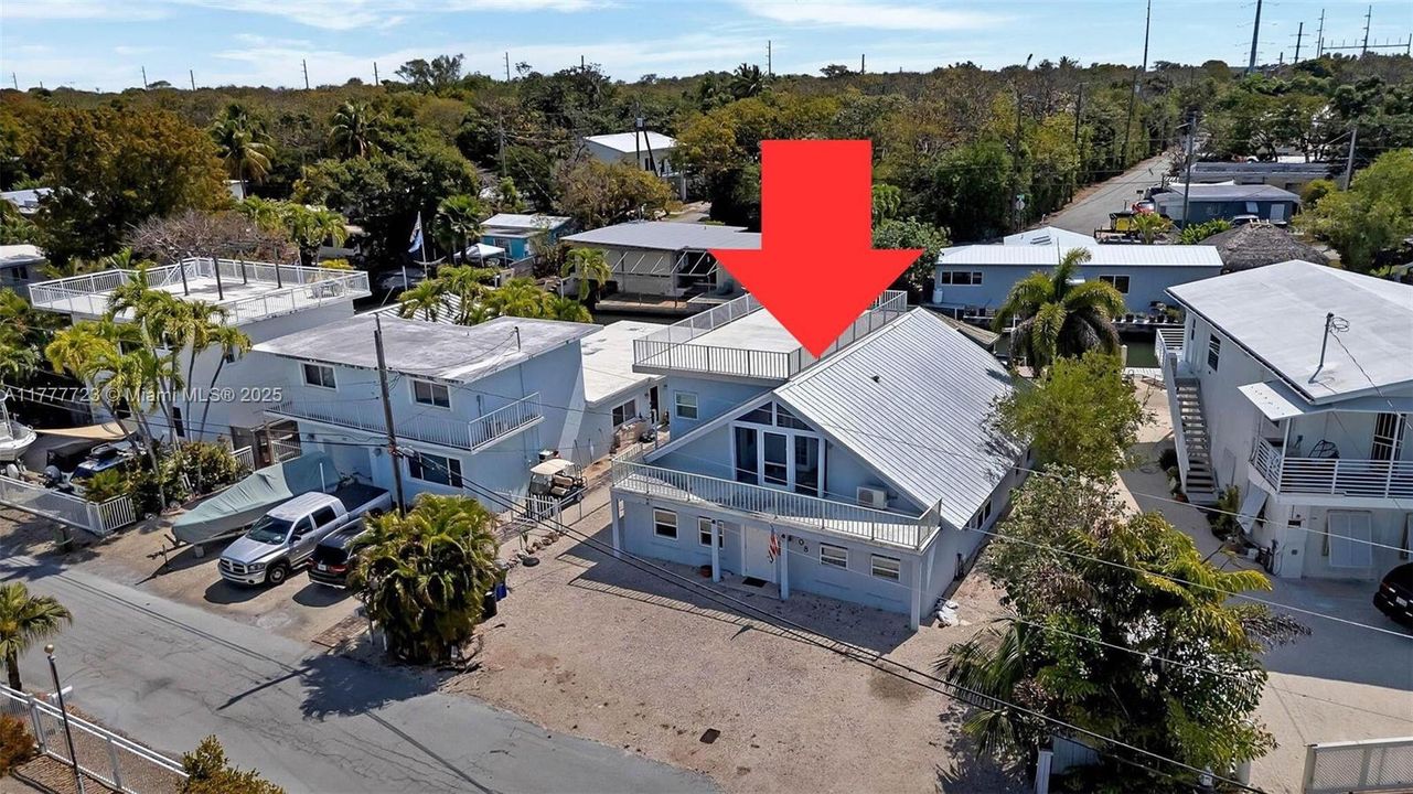 Recently Sold: $1,099,000 (3 beds, 3 baths, 2380 Square Feet)