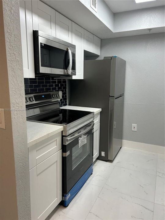 最近租的: $2,800 (3 贝兹, 2 浴室, 1160 平方英尺)