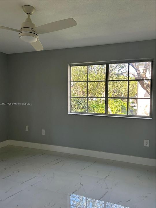 最近租的: $2,800 (3 贝兹, 2 浴室, 1160 平方英尺)