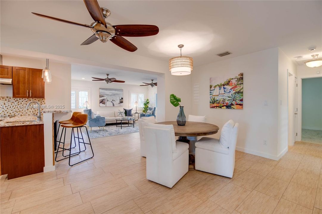 Recently Sold: $995,000 (4 beds, 2 baths, 1587 Square Feet)