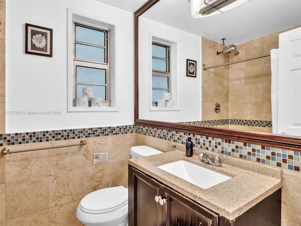 Active With Contract: $2,500,000 (5 beds, 4 baths, 3990 Square Feet)