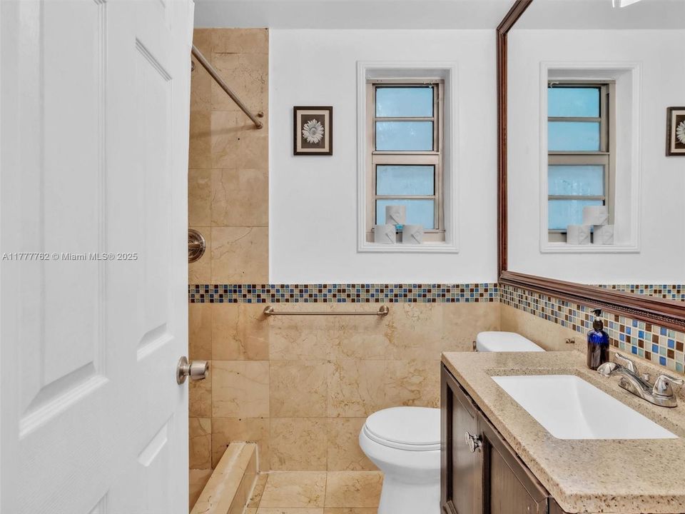 Active With Contract: $2,500,000 (5 beds, 4 baths, 3990 Square Feet)