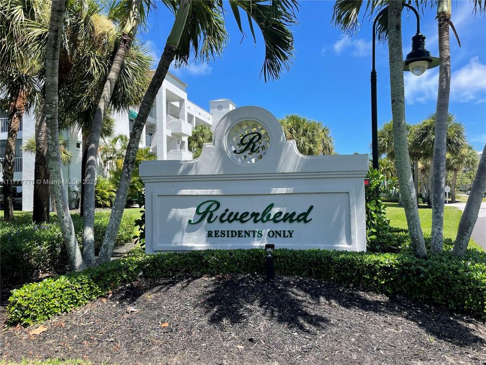 Recently Rented: $3,500 (2 beds, 2 baths, 1366 Square Feet)