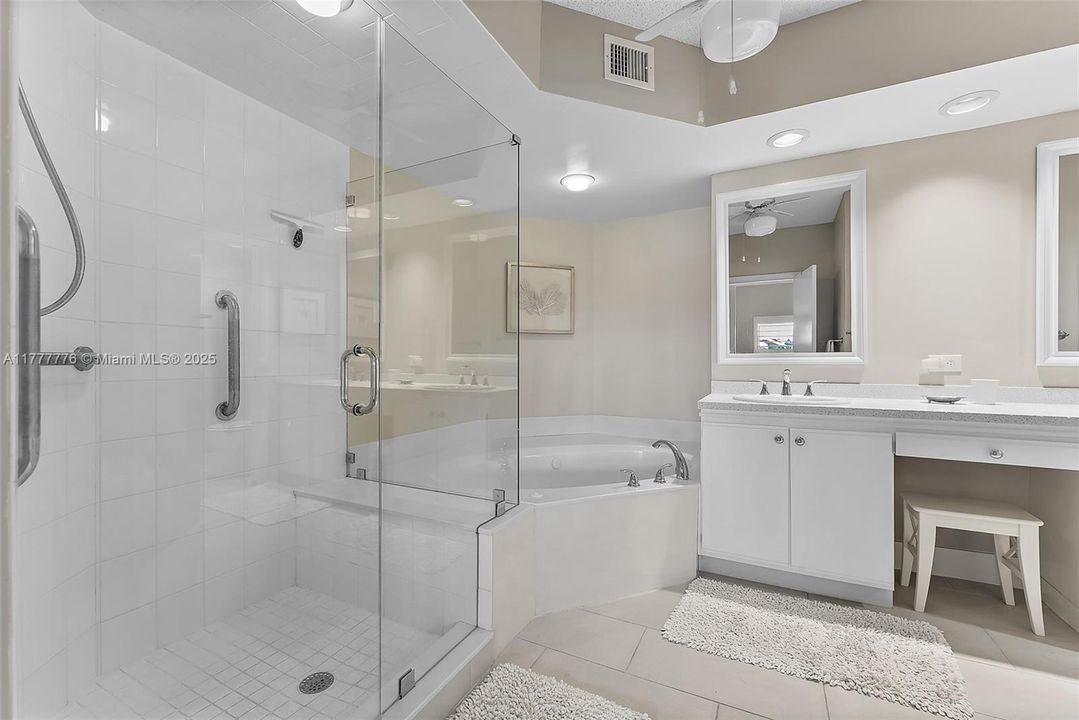 Recently Rented: $3,500 (2 beds, 2 baths, 1366 Square Feet)