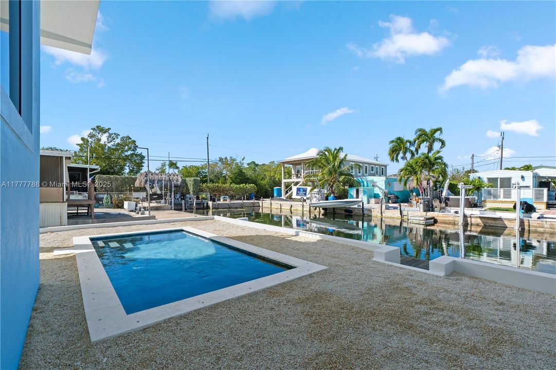 Recently Sold: $1,799,000 (4 beds, 3 baths, 2081 Square Feet)