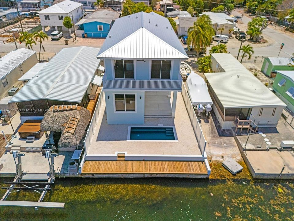 Recently Sold: $1,799,000 (4 beds, 3 baths, 2081 Square Feet)