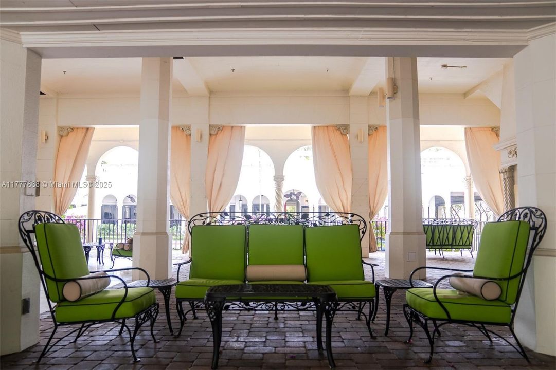 Recently Sold: $355,000 (0 beds, 1 baths, 271 Square Feet)