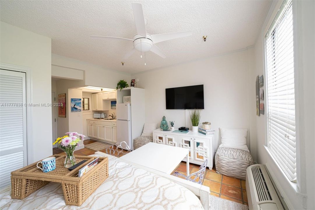 Recently Sold: $355,000 (0 beds, 1 baths, 271 Square Feet)