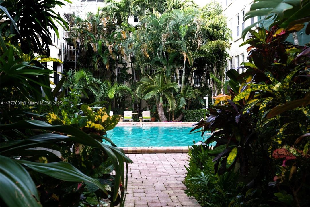 Recently Sold: $355,000 (0 beds, 1 baths, 271 Square Feet)