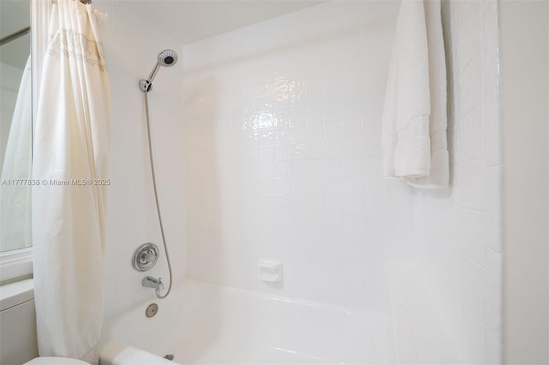 Recently Sold: $355,000 (0 beds, 1 baths, 271 Square Feet)