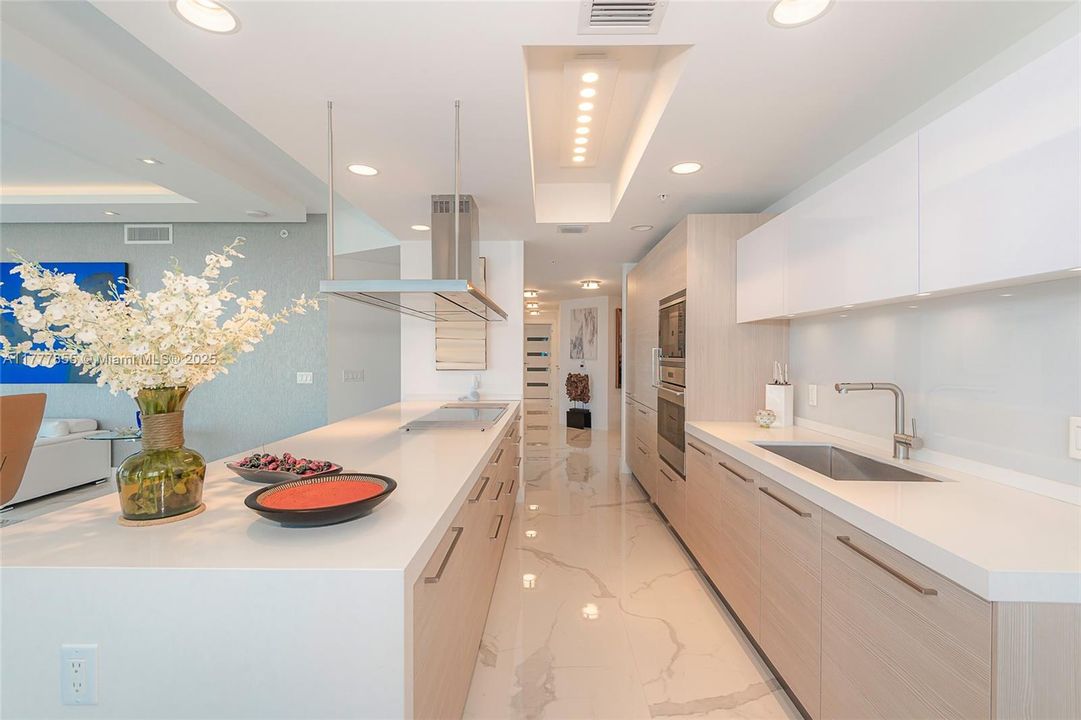 For Sale: $1,989,995 (3 beds, 3 baths, 2219 Square Feet)