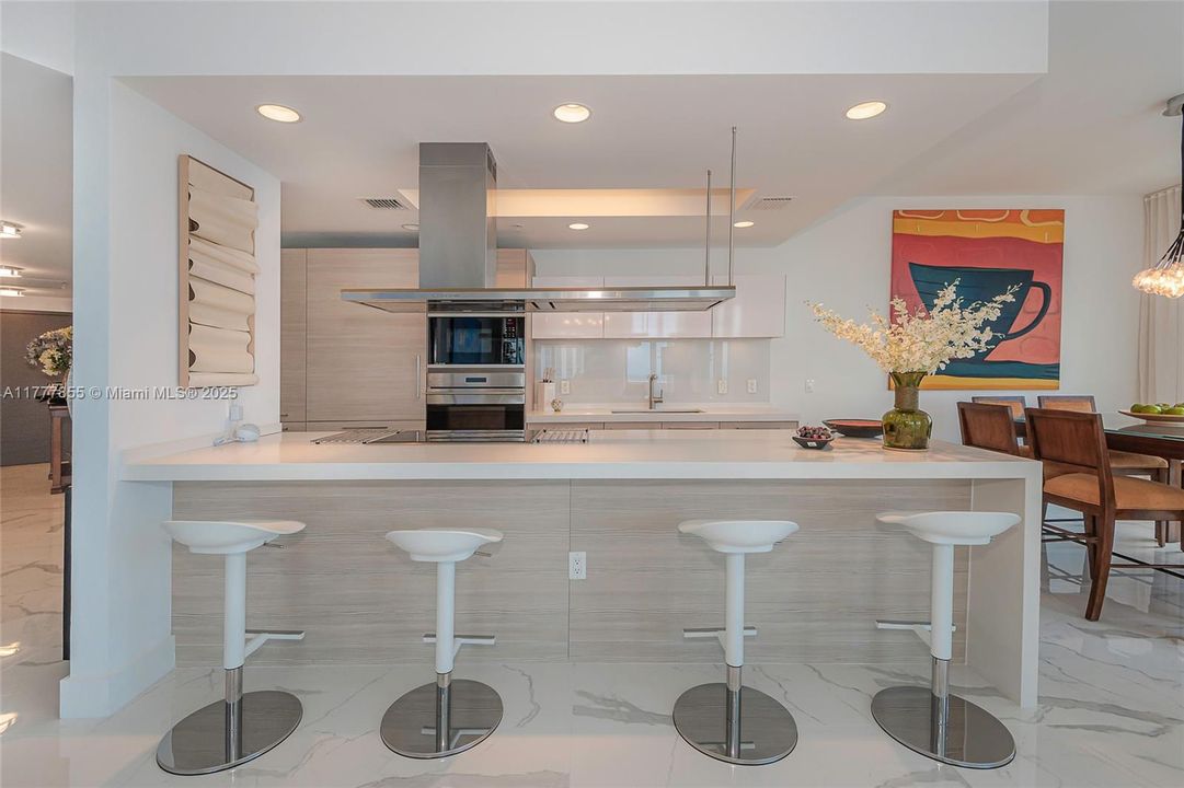 For Sale: $1,989,995 (3 beds, 3 baths, 2219 Square Feet)