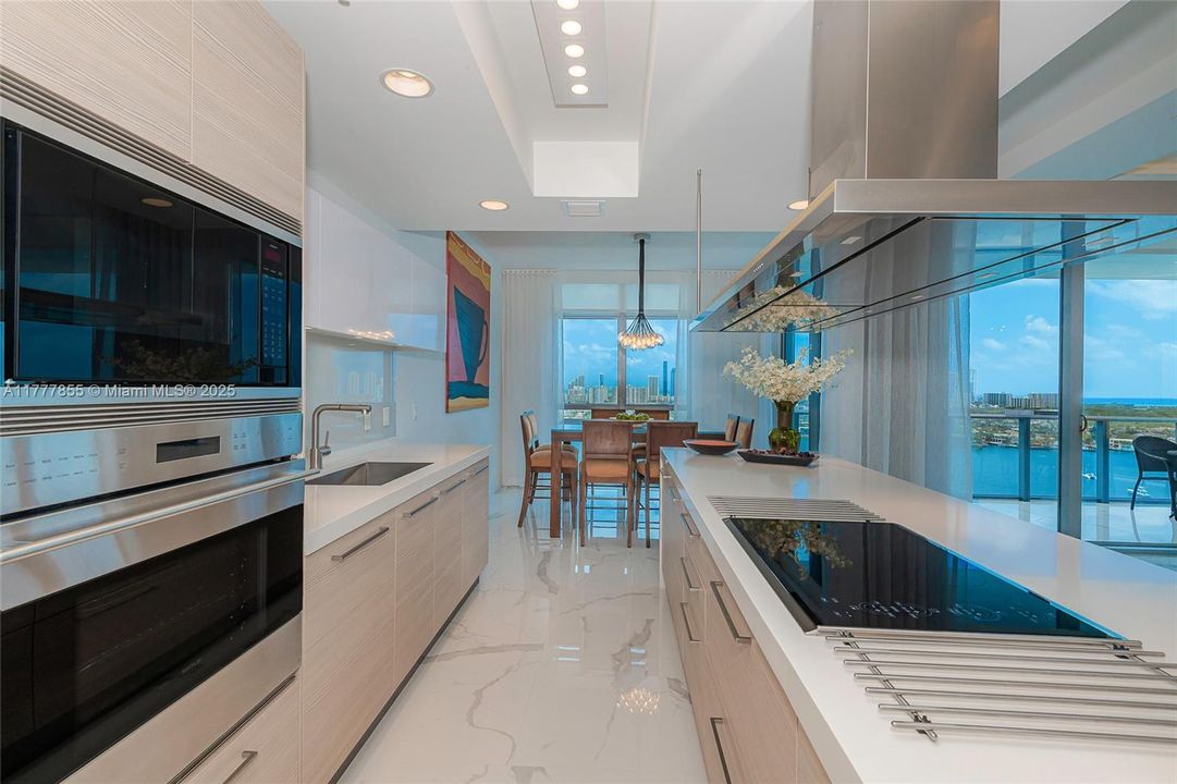 For Sale: $1,989,995 (3 beds, 3 baths, 2219 Square Feet)