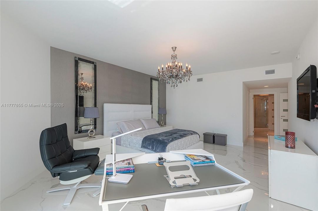 For Sale: $1,989,995 (3 beds, 3 baths, 2219 Square Feet)