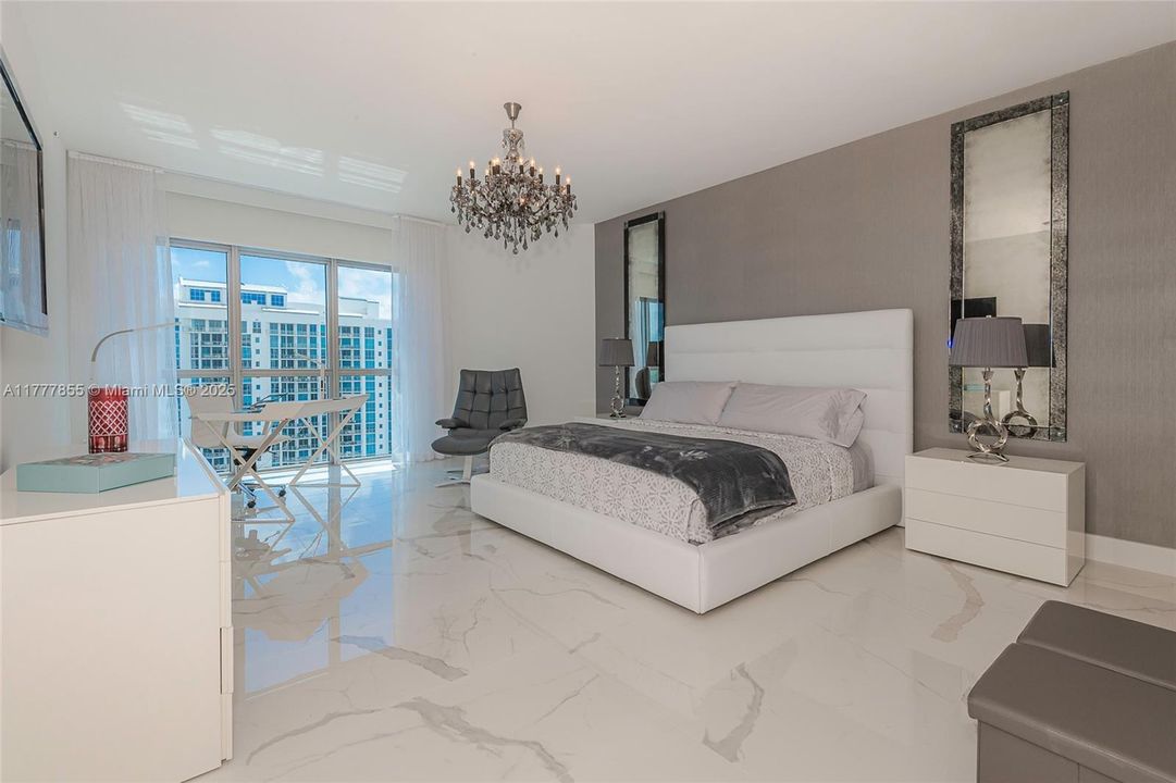 For Sale: $1,989,995 (3 beds, 3 baths, 2219 Square Feet)