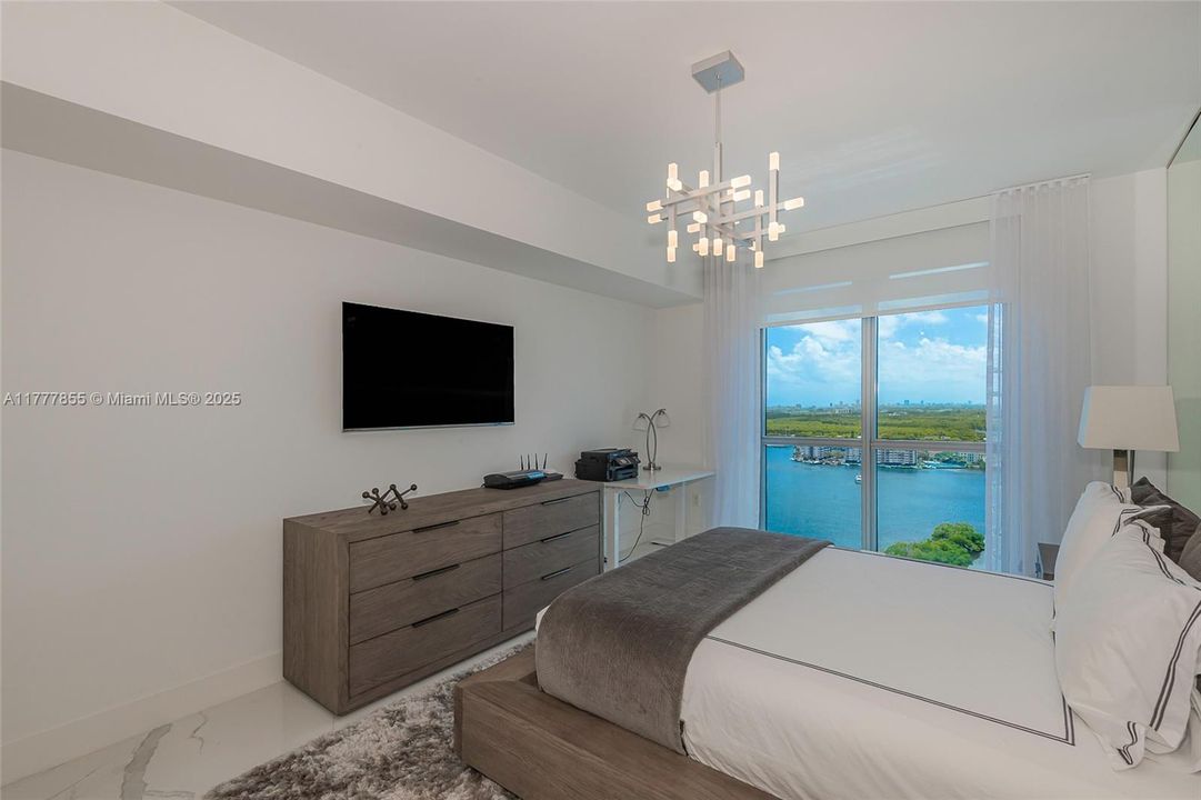 For Sale: $1,989,995 (3 beds, 3 baths, 2219 Square Feet)