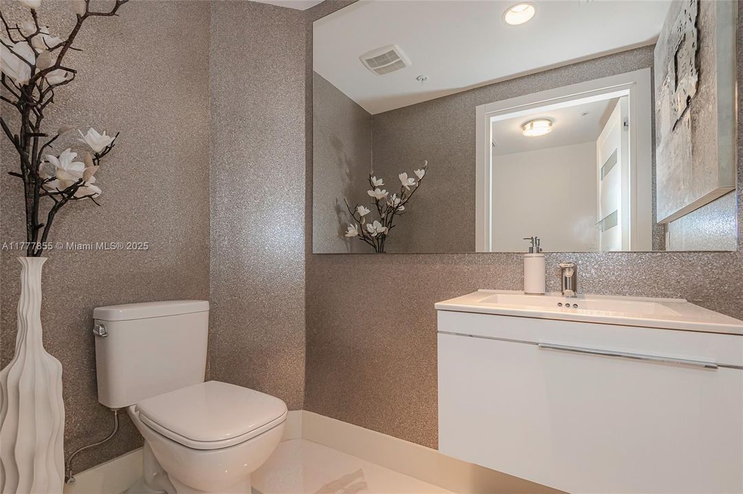 For Sale: $1,989,995 (3 beds, 3 baths, 2219 Square Feet)