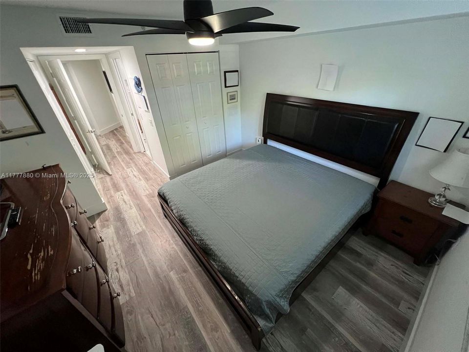 En Venta: $434,000 (2 camas, 2 baños, 1054 Pies cuadrados)