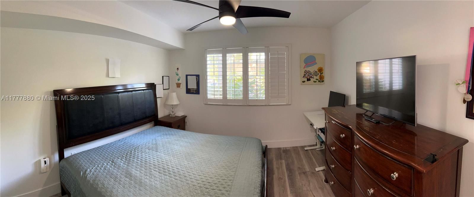 En Venta: $434,000 (2 camas, 2 baños, 1054 Pies cuadrados)