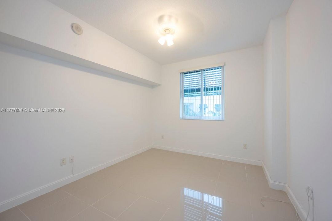 Recently Rented: $2,750 (2 beds, 2 baths, 1144 Square Feet)