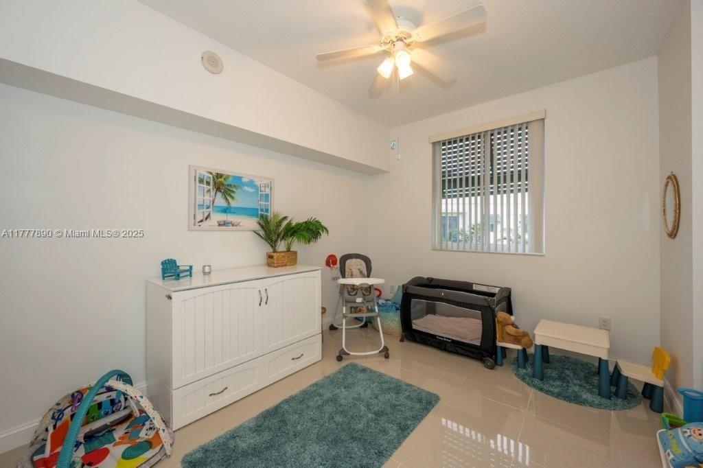 Recently Rented: $2,750 (2 beds, 2 baths, 1144 Square Feet)