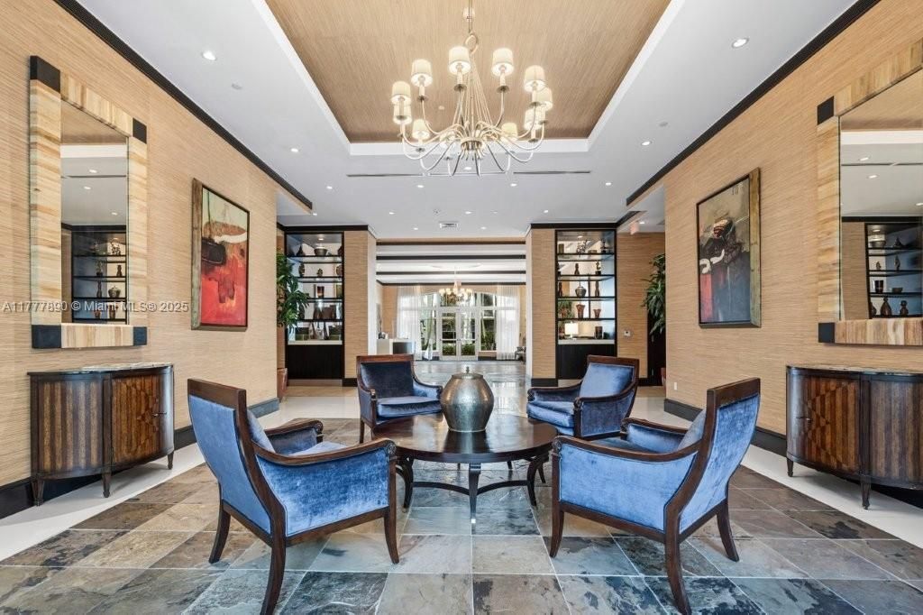 Recently Rented: $2,750 (2 beds, 2 baths, 1144 Square Feet)