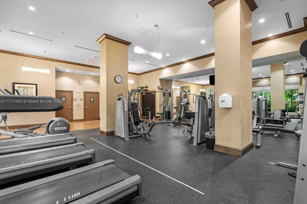 Recently Rented: $2,750 (2 beds, 2 baths, 1144 Square Feet)