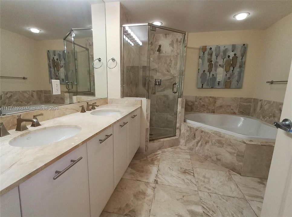 Recently Rented: $2,750 (2 beds, 2 baths, 1144 Square Feet)