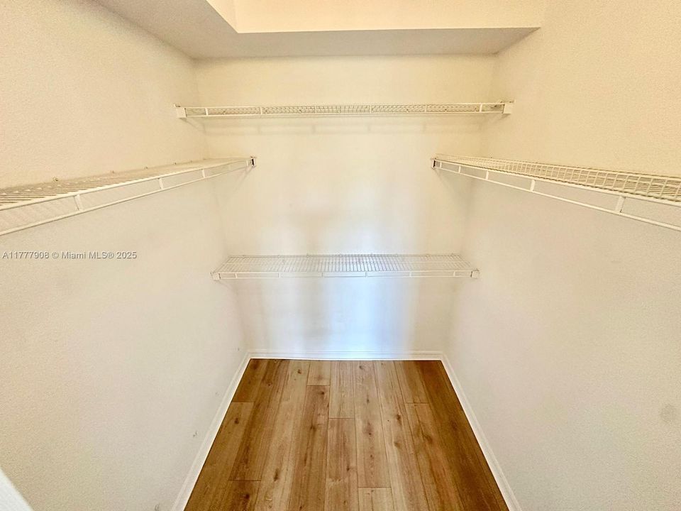 Recently Rented: $2,100 (1 beds, 1 baths, 765 Square Feet)