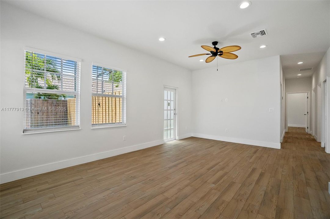 Recientemente alquilado: $2,750 (3 camas, 2 baños, 0 Pies cuadrados)