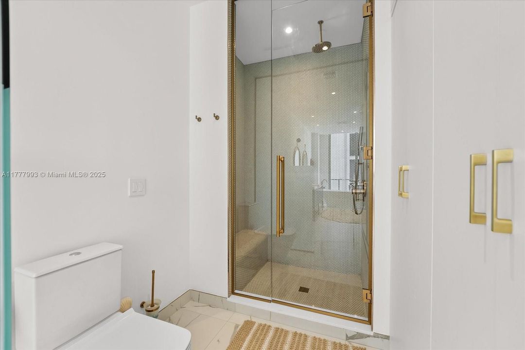 最近租的: $16,000 (2 贝兹, 2 浴室, 0 平方英尺)