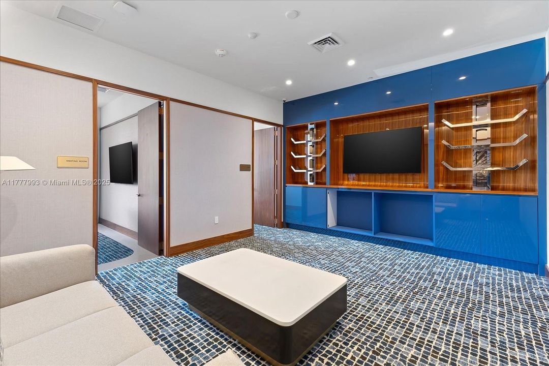 最近租的: $16,000 (2 贝兹, 2 浴室, 0 平方英尺)