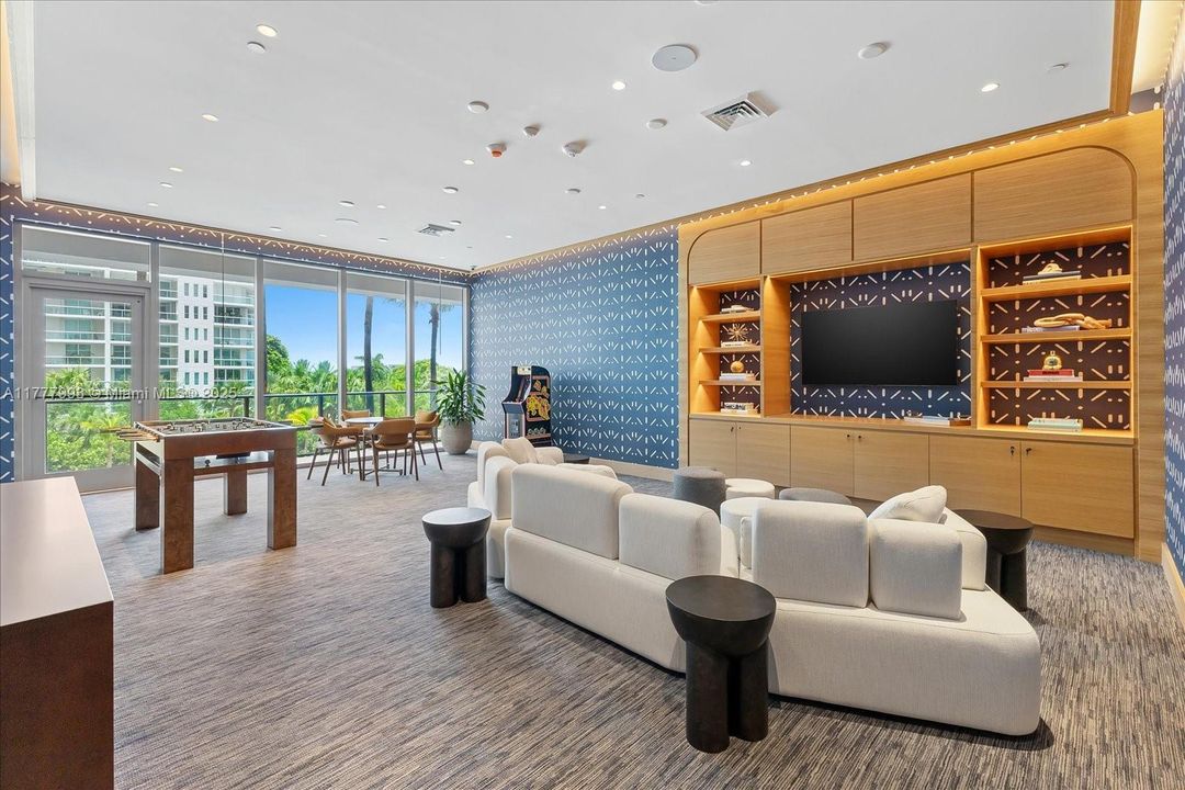 最近租的: $16,000 (2 贝兹, 2 浴室, 0 平方英尺)