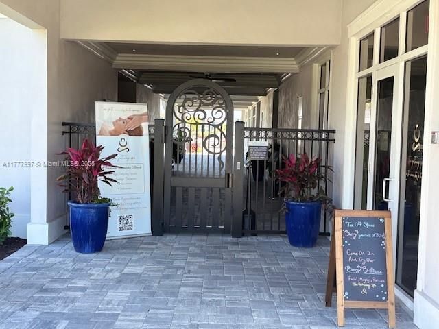 Bar Restaurant