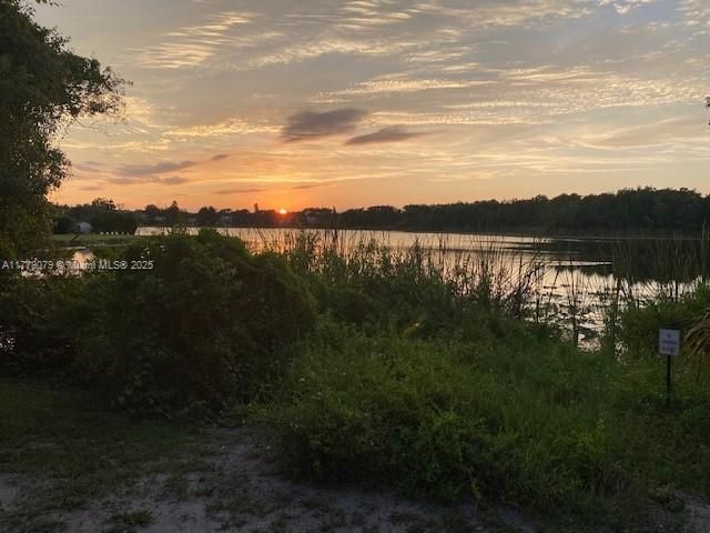 待售: $1,999,999 (0 贝兹, 0 浴室, 0 平方英尺)