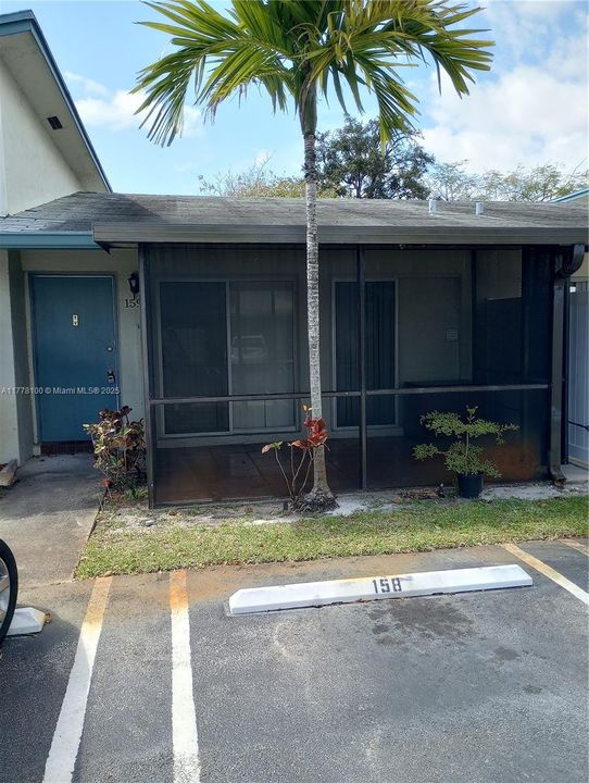 Recientemente alquilado: $1,600 (1 camas, 11 baños, 720 Pies cuadrados)