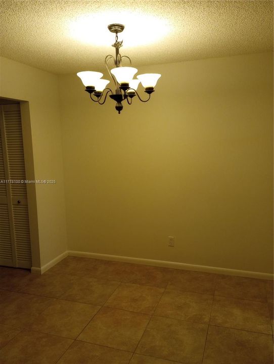 Recientemente alquilado: $1,600 (1 camas, 11 baños, 720 Pies cuadrados)