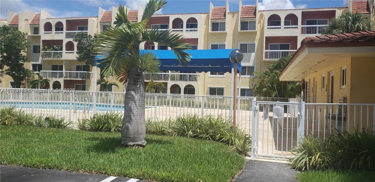 Activo con contrato: $265,000 (1 camas, 1 baños, 712 Pies cuadrados)